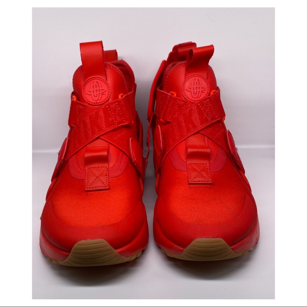 NIKE RED SNEAKERS Size 7